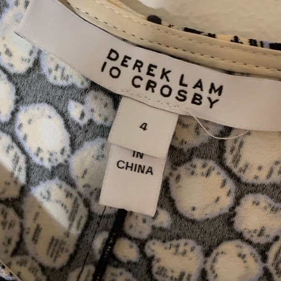 Derek Lam IO Crosby Animal Print Top with Peplum Flutter Sleeves Down Side Size - Picture 4 of 9